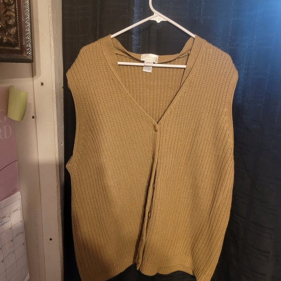 Roaman's Camel Ribbed Button-Front Vest - Picture 2 of 4